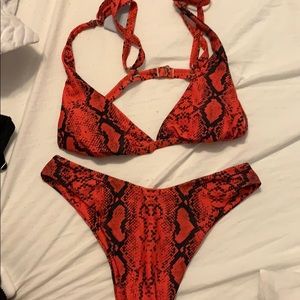 small top and bottom